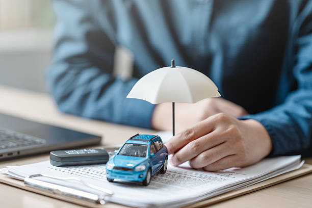 Reliable Commercial Auto Insurance contractor in Largo, FL by Auto Insurance Axis